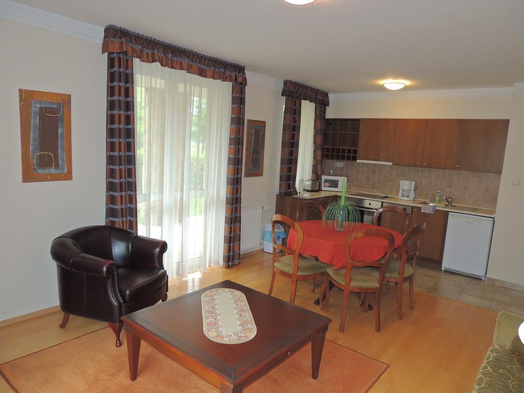 Luxus Golf Apartment Bük Rom bilde