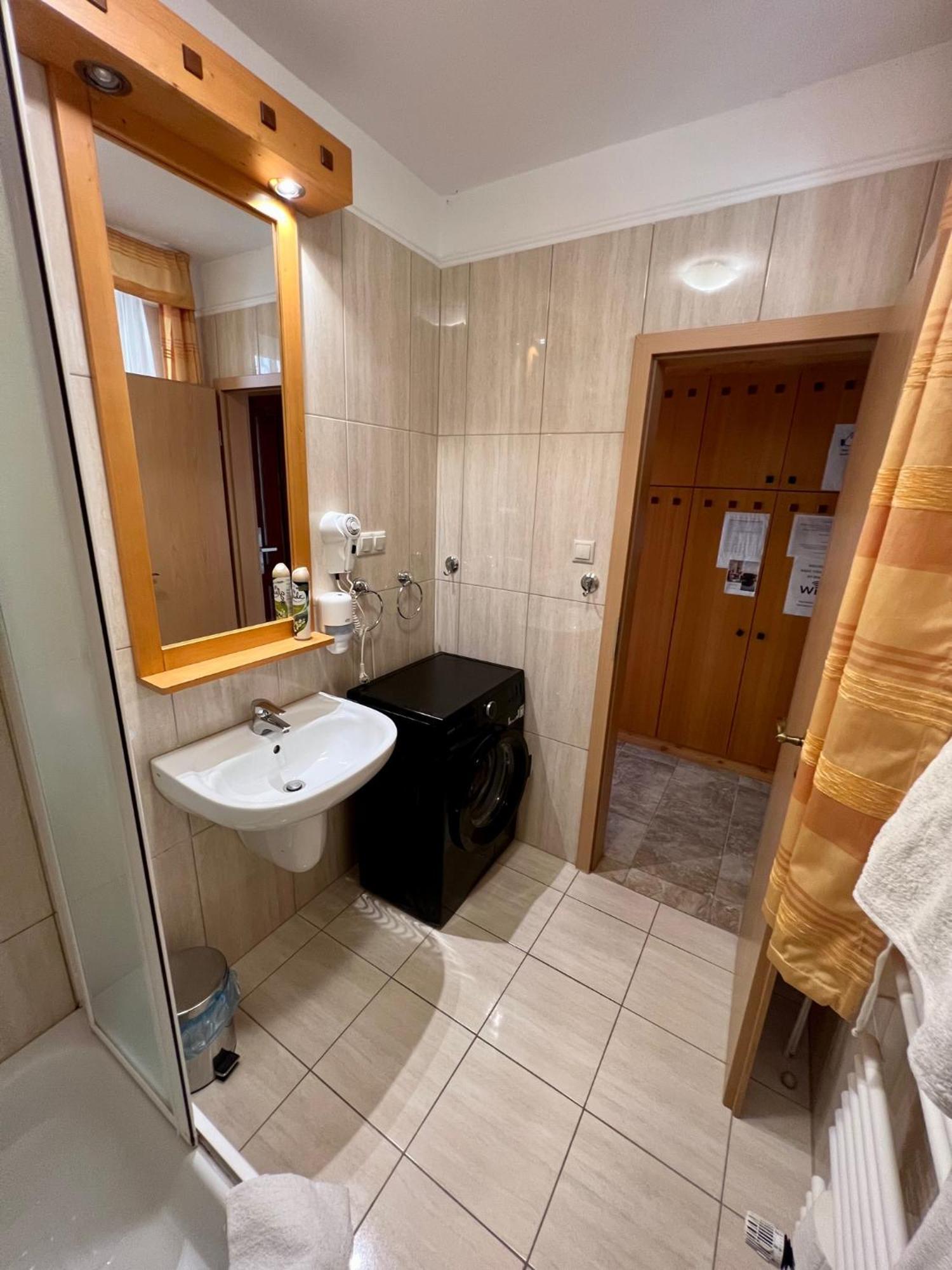 Luxus Golf Apartment Bük Eksteriør bilde
