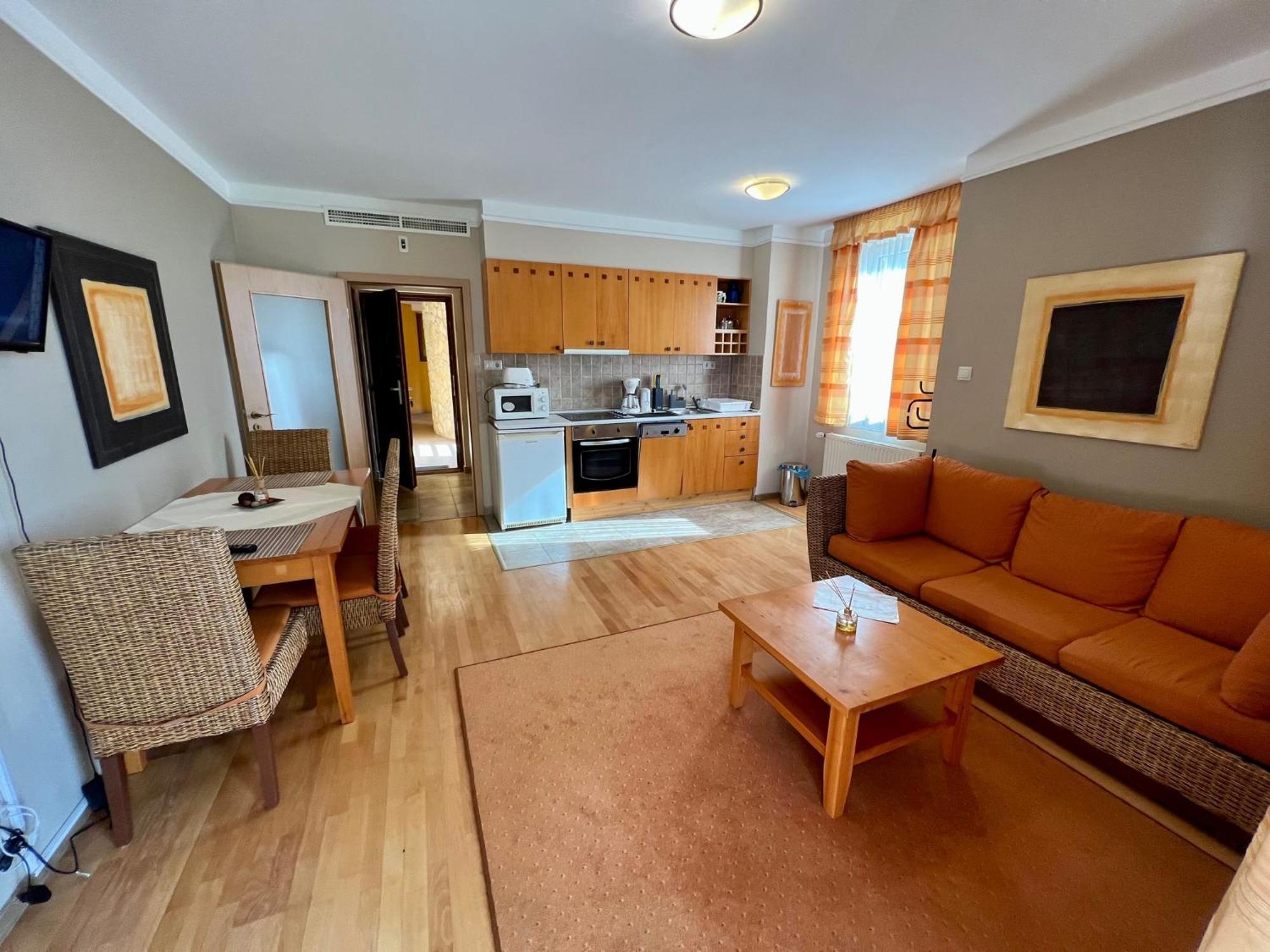 Luxus Golf Apartment Bük Eksteriør bilde